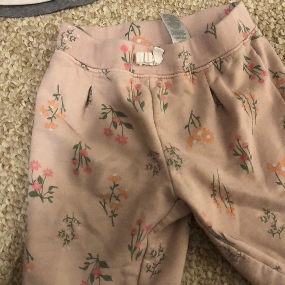 Matching Carters set - Picture 2 of 3